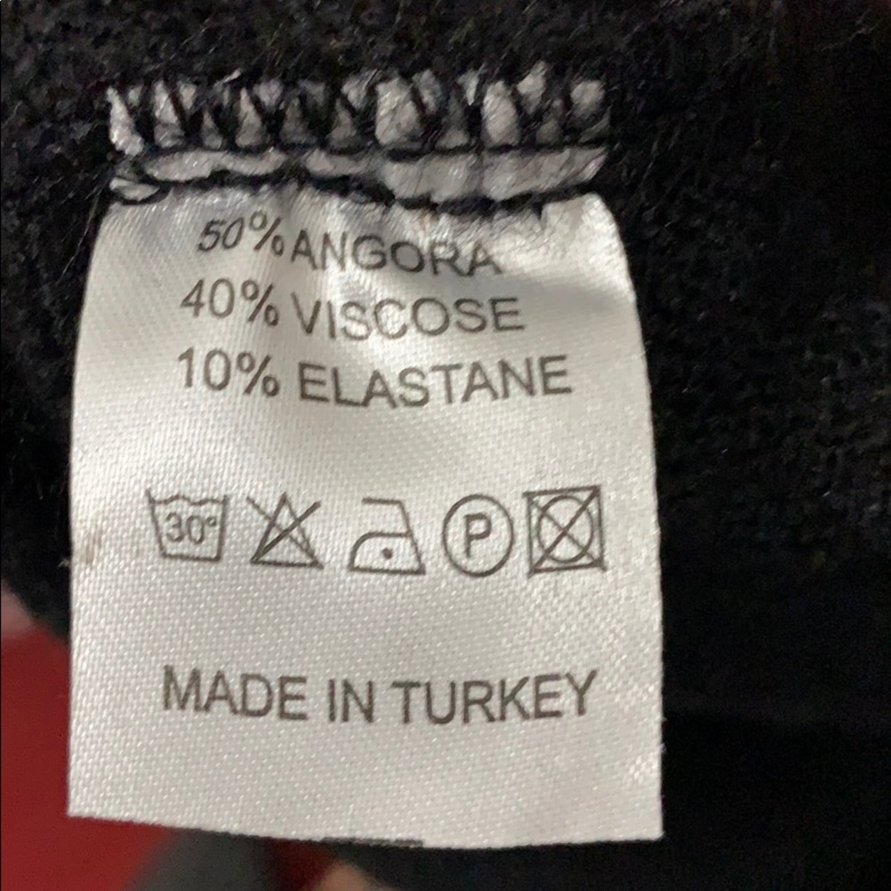 Sweater - Picture 5 of 5